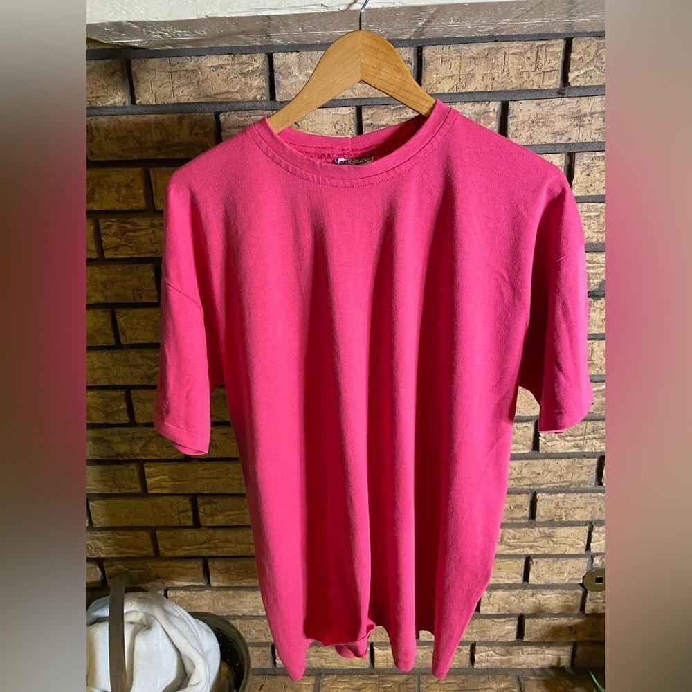 ‎Plain pink vintage t